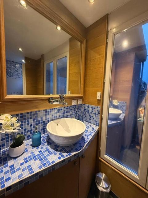 Highly Recommended Apartment Steps From The Lake 阿讷西 外观 照片